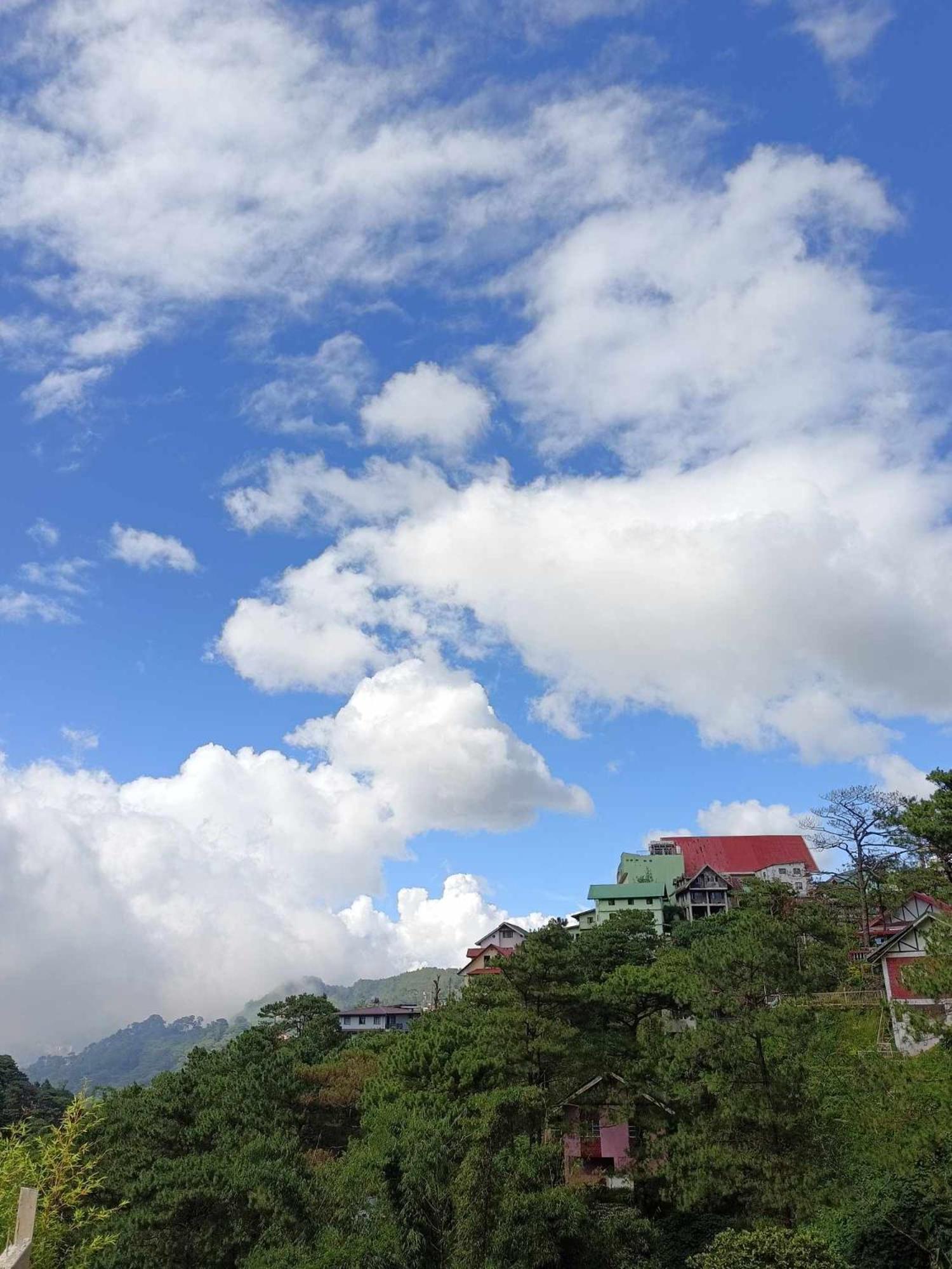 Misty Hills Aparthotel Baguio City Exteriör bild