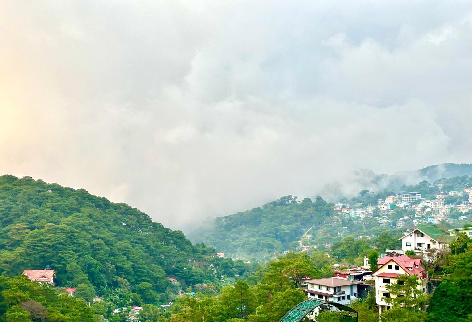 Misty Hills Aparthotel Baguio City Exteriör bild